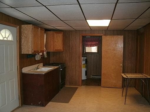 5th image of 503 Lafayette St