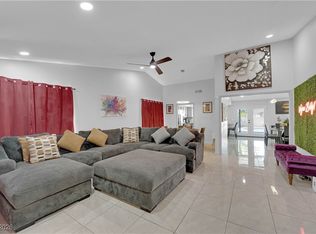 5944 Corazon Dr, Las Vegas, NV 89103