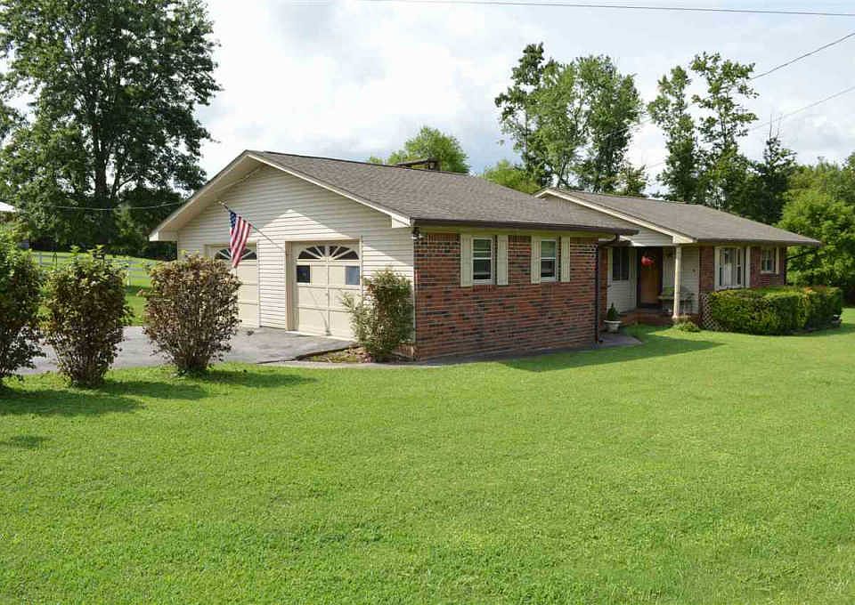 1st image of 2644 Benton Pike NE