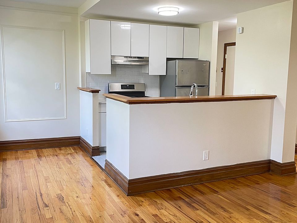 1st image of 92 Gates Ave Floor 4