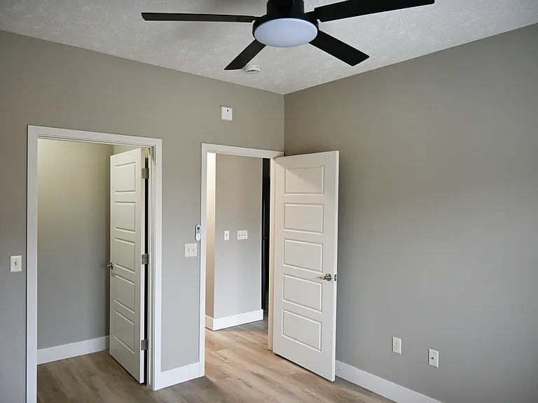 The Sterling Apartments At Kearney — Photo 85