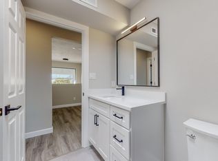 625 Executive Hills Ln SE, Albuquerque, NM 87123
