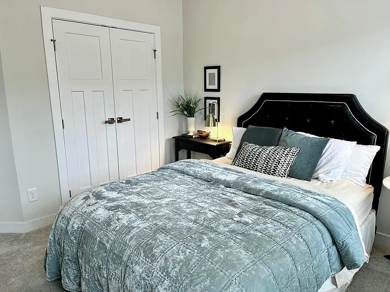 1813 Shumard Ln — Photo 15