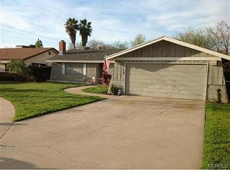 3rd image of 5193 E Ball Ave
