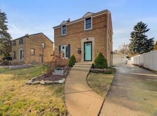 2214 Downing Ave, Westchester, IL 60154