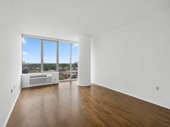 2030 Hudson Street image 249 of 284