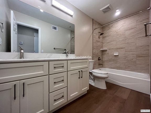 5th image of 340 Kentucky St APT C