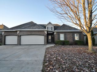 618 E Shore Line Dr, Ozark, MO 65721