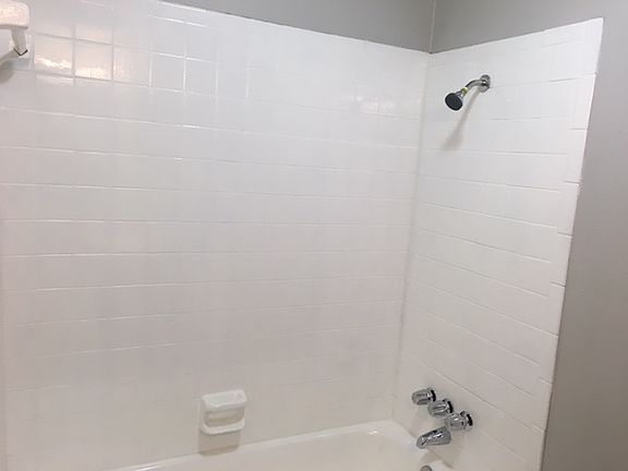 5th image of 708 Primrose Dr