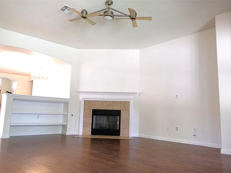 1536 Clary Sage Loop — Photo 12