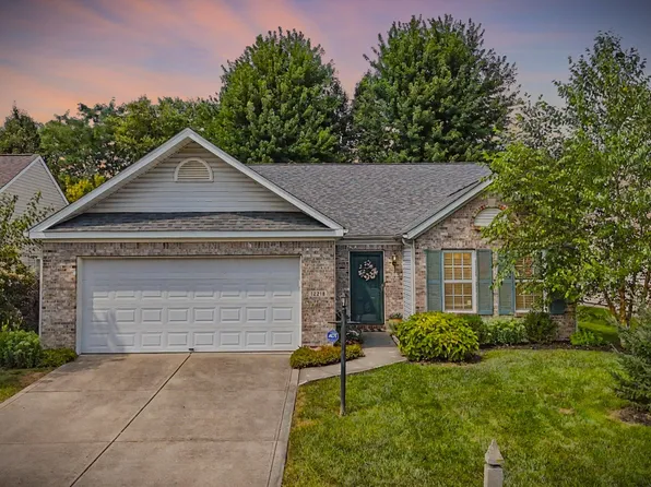 12218 Weathered Edge Dr, Fishers, IN 46037