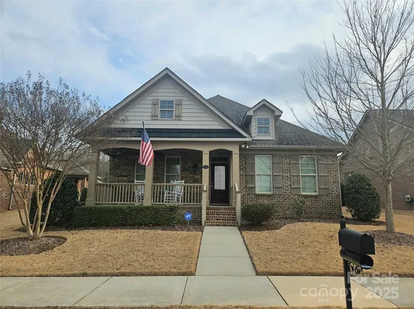 240 Harrison Ln, Locust, NC 28097