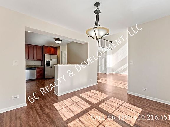 5th image of 2971 Belle Ln