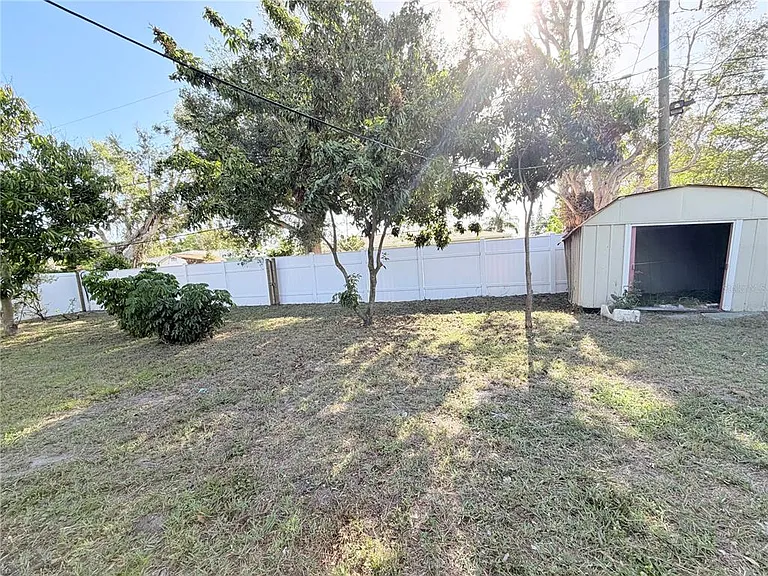 309 Kerry Dr — Photo 9