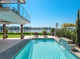 20282 Wharf St, Maple Ridge, BC V2X 1A3