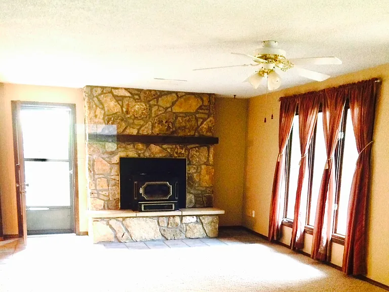 2716 Aspen Way — Photo 4