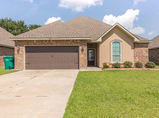 202 Rocky Ridge St, Youngsville, LA 70592