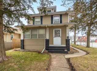 1802 9th St, Rock Island, IL