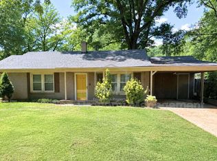 1169 Dearing Rd, Memphis, TN 38117