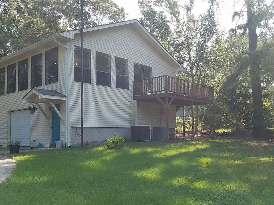 1st image of 346 S Evergreen