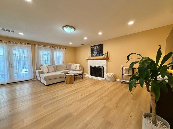 5th image of 2723 Cherry Ave