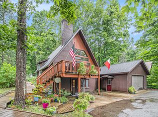2055 Springbrook Rd N, Boyne Falls, MI 49713