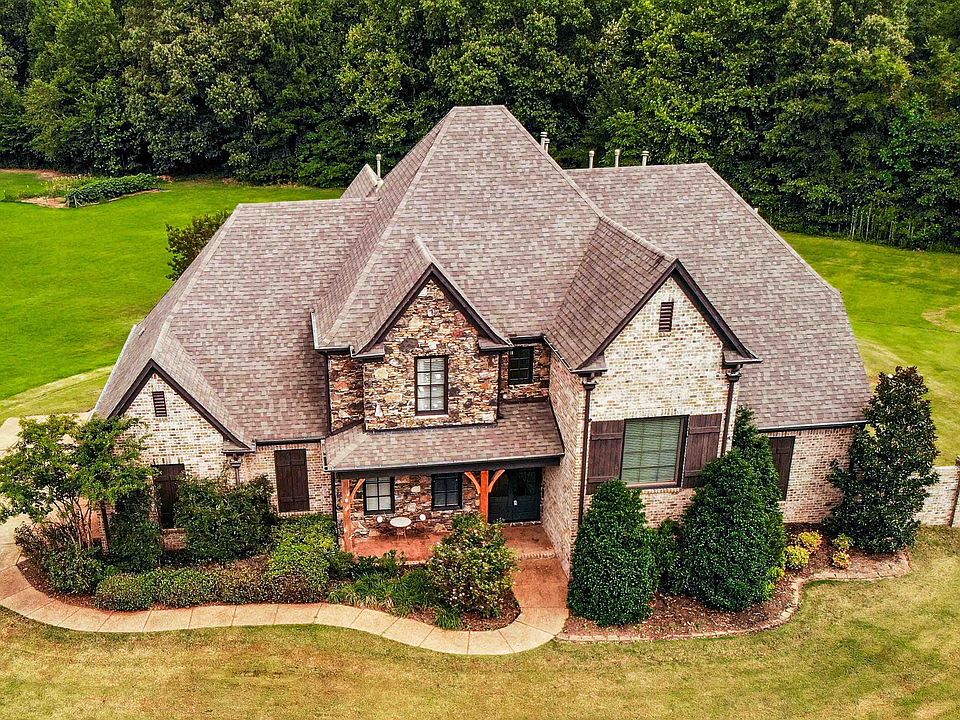 1st image of 80 Lake Pointe Cv