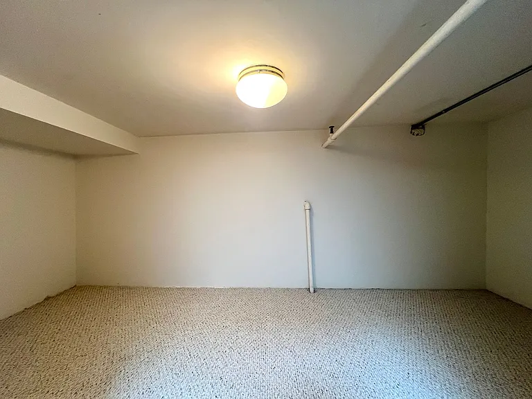 319-323 Broadway Ave S — Photo 22