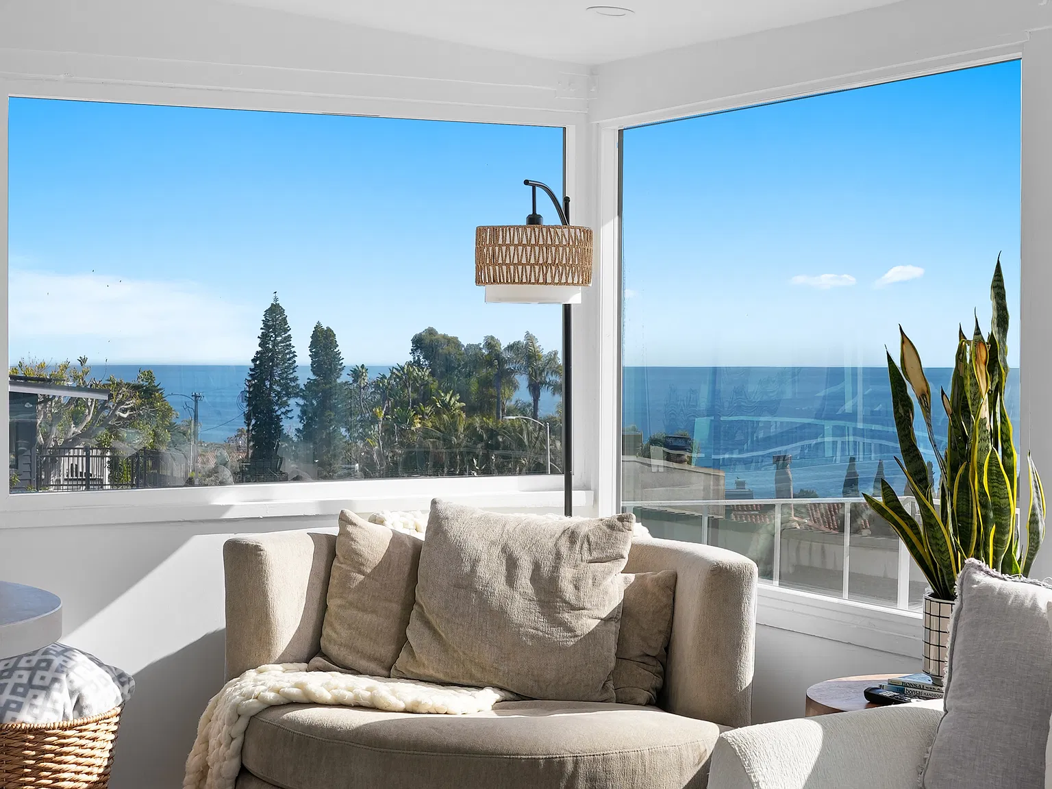 Coast Hwy, Laguna Beach — Photo 2