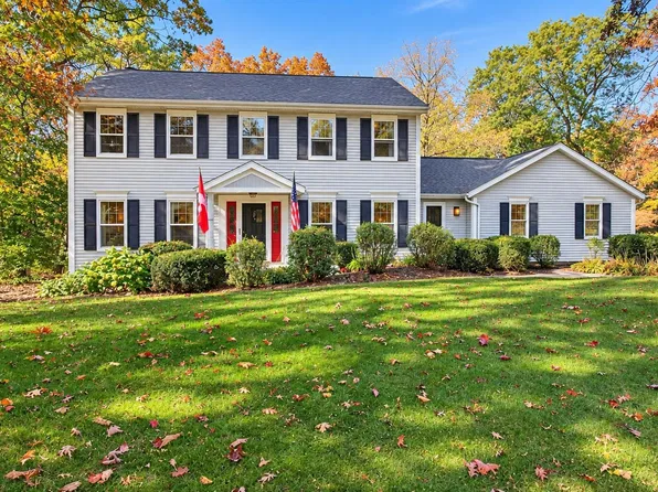 5469 Marie Rd, Oregon, WI 53575