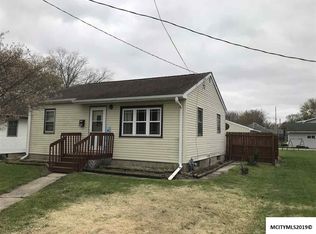 1129 1st St NE, Mason City, IA 50401