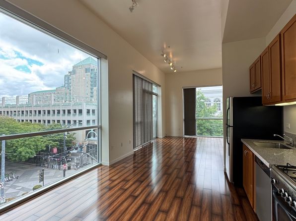 1020 12th St APT 406