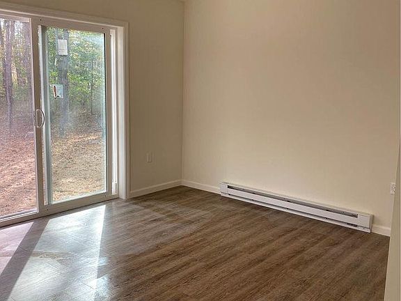4th image of 22 Francis St #1