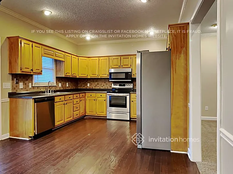 4881 Tree Tops Dr — Photo 8