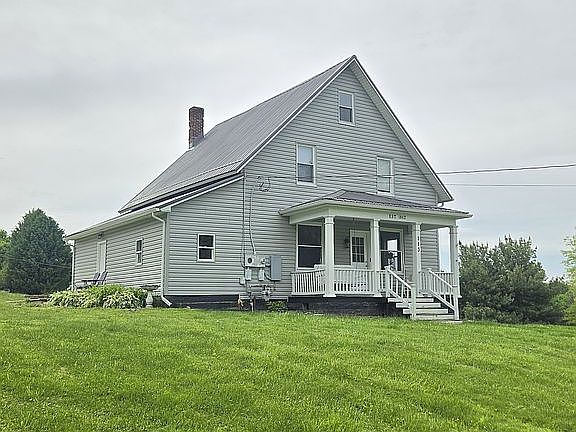 2nd image of 113 Mill St