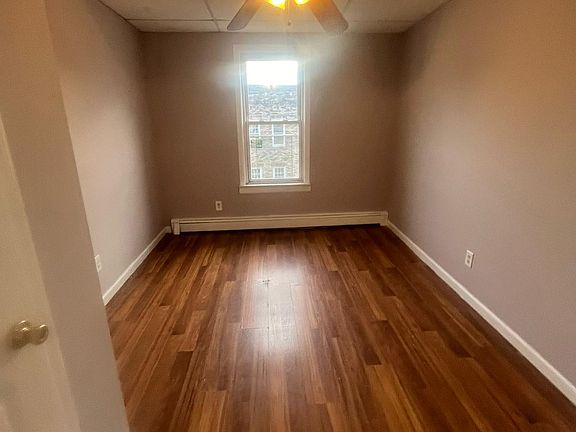 4th image of 113 Washington Ave #3