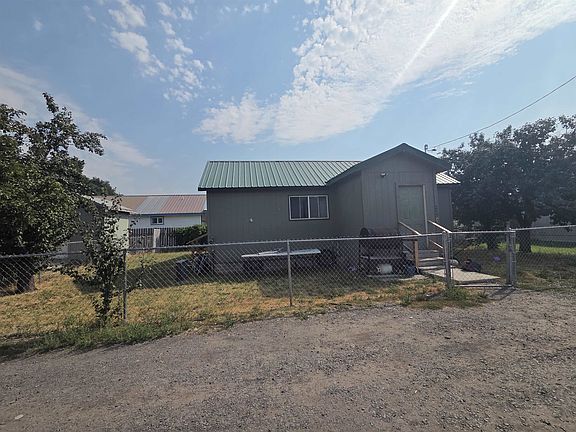 4th image of 239-255 Siskiyou St