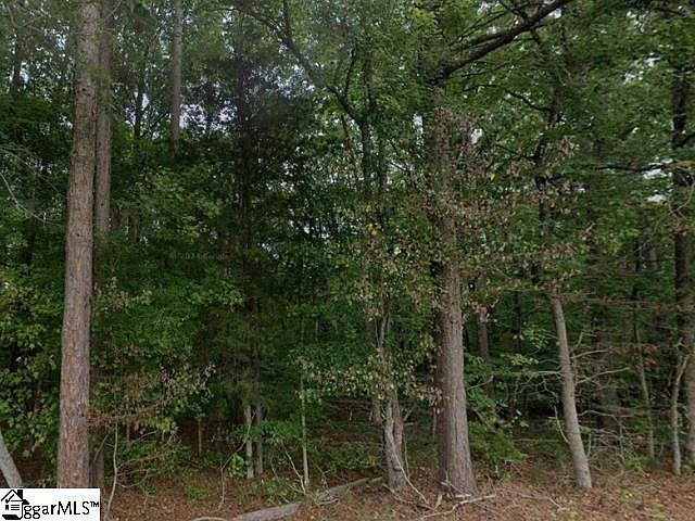 2nd image of 960 Brook Rd