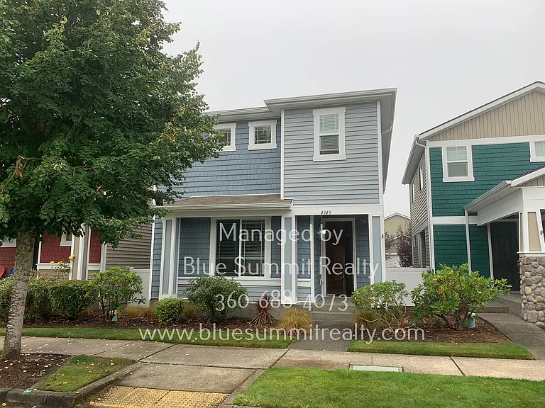 4349 McKinley St NE — Photo 1
