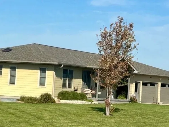 38585 SW 103rd Rd, Odell, NE 68415