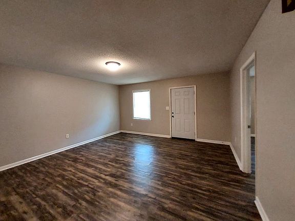 2nd image of 2103 S Main St APT 10C