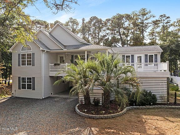 2nd image of 2601 W Yacht Drive