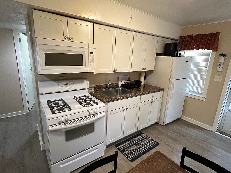 1st image of 311 Cedar Dr