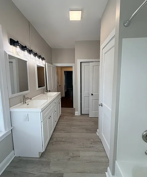 1361 Old Manchester Rd — Photo 32