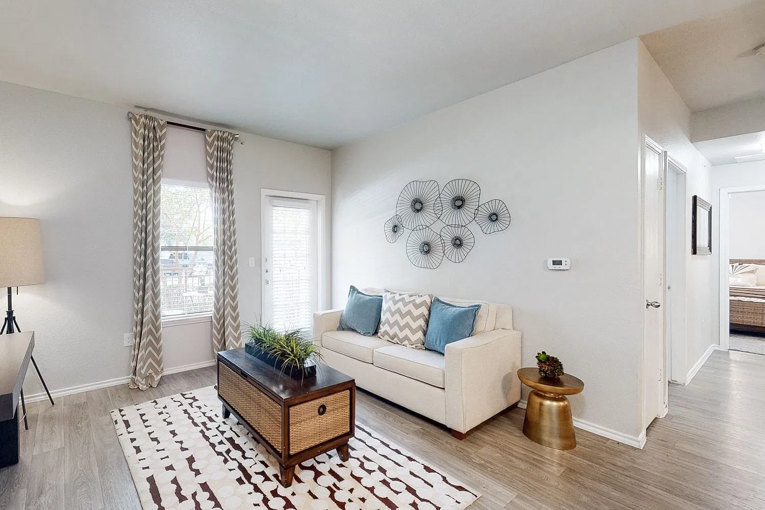 Brynwood Apartments — Photo 4