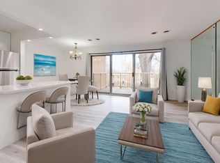 2636 Fort Farnsworth Rd #126, Alexandria, VA 22303