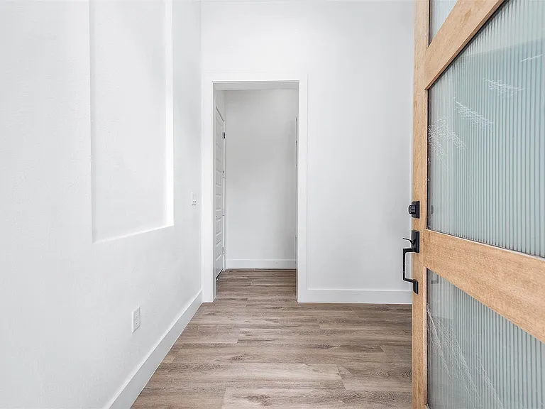 3619 Bremond St — Photo 6