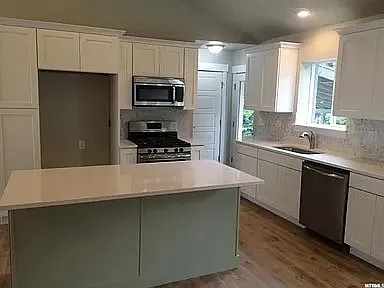 1795 E Gunderson Ln — Photo 14