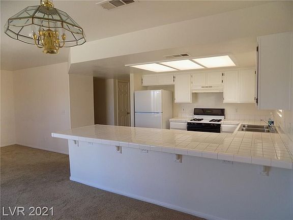 3rd image of 10212 Asti Pl