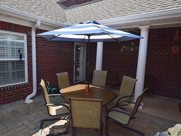 2nd image of 757 Stanton Dr